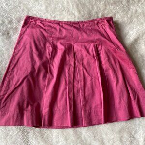 Pink pleated skirt